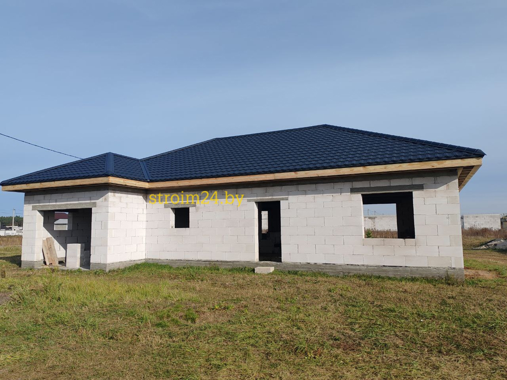 Монтаж вальмовой кровли